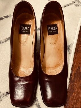 VINTAGE - Women's Pegabo Brown Leather Pumps - Classic Block Heel